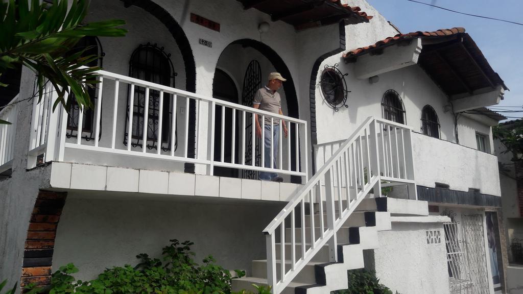 B&B Grand Royal Inn Barranquilla  Exterior photo